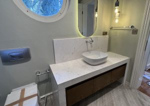Ayvalık Özel Üretim Ahşap Banyo Dolabı