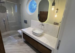 Ayvalık Özel Üretim Ahşap Banyo Dolabı