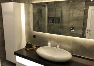 Kadıköy Kozyatağı Mat Lake Banyo Dolabı Tasarımı