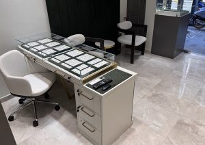 Kurtuluş Kuyumcu Mağaza Tasarımı